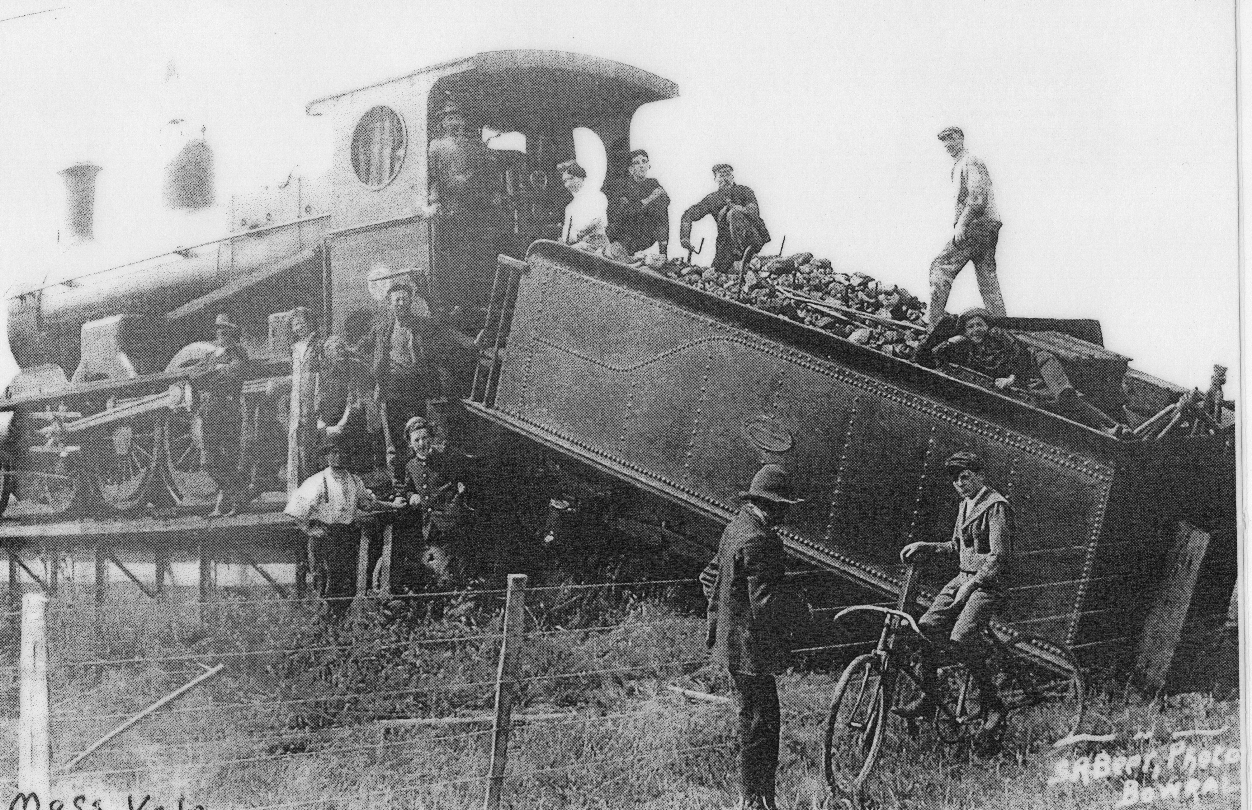 Moss Vale Railway turntable February 1911