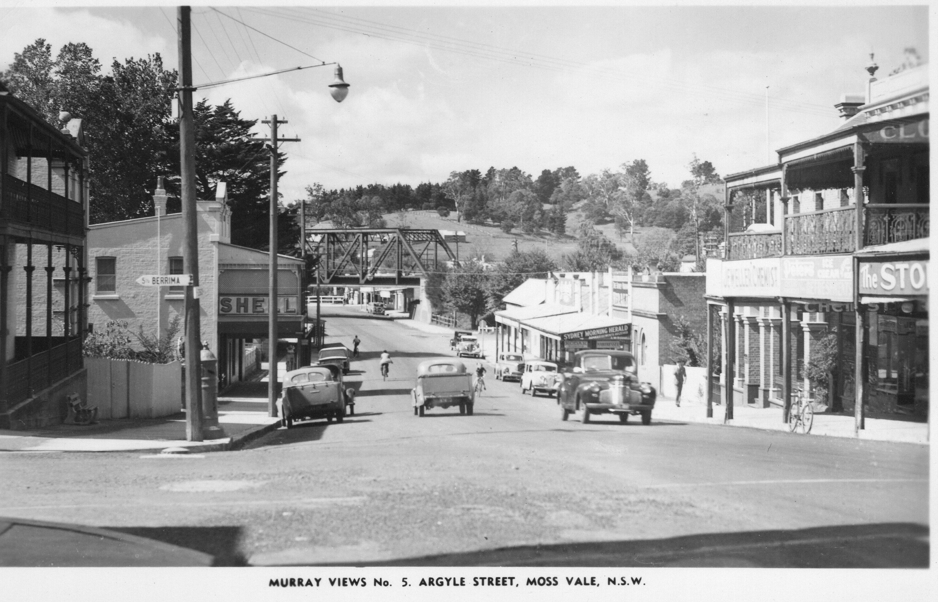 Argyle Street Moss Vale c1940
